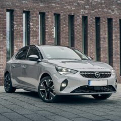 Phenix E-Auto Opel Silber Vorderansicht